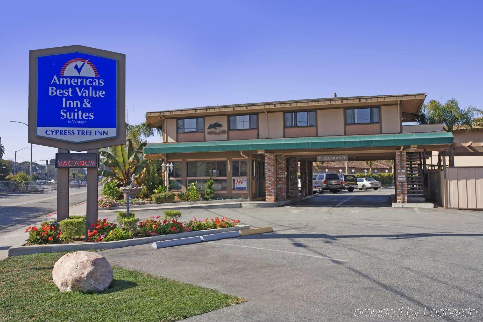 Red Roof Inn & Suites Monterrey Exterior foto